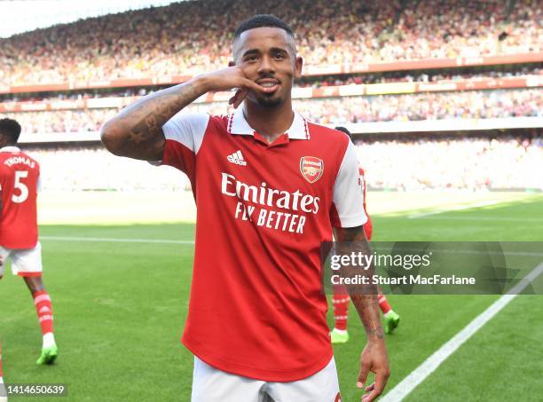 Gabriel Jesus celebrates scoring the 2nd Arsenal goal during the Premier League match between Arsenal FC and Leicester City at Emirates Stadium on...