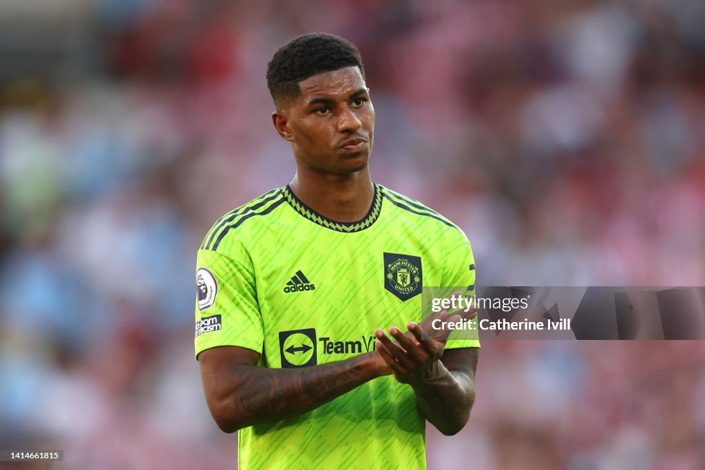 Brentford FC v Manchester United - Premier League