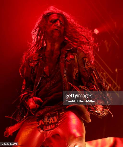 Singer Rob 7,290 Rob Zombie Images Stock Photos, High-Res Pictures, and Images ...