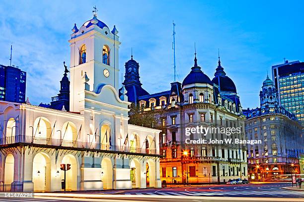 cabildo de buenos aires, plaza de mayo - plaza de mayo ストックフォトと画像