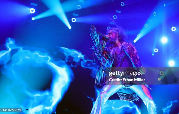 Singer Rob 7,290 Rob Zombie Images Stock Photos, High-Res Pictures, and Images ...