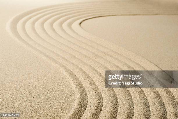 wave pattern in the sandpit - simetria - fotografias e filmes do acervo