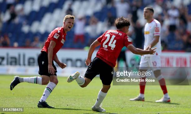 Antonio Foti of Hannover 96 celebrates after he scores the winning goal during the Second Bundesliga match between Hannover 96 and SSV Jahn...