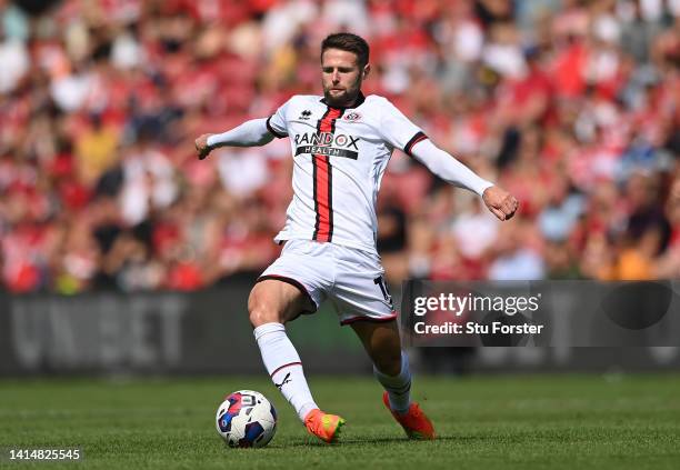 Sheffield United player Oliver Norwood in action during the Sky Bet Championship between Middlesbrough and Sheffield United at Riverside Stadium on...