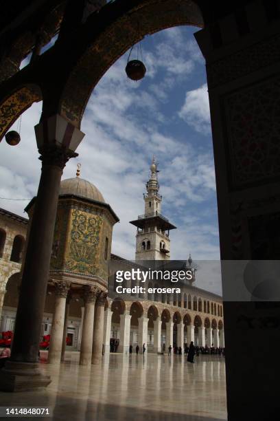 moschea di umayyad-damasco, siria - umayyad mosque foto e immagini stock