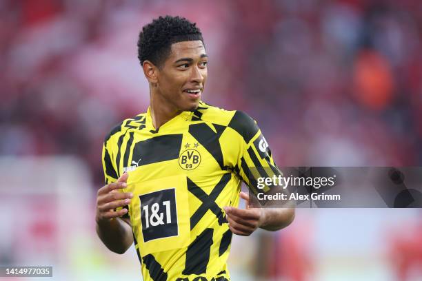 Jude Bellingham of Borussia Dortmund reacts as he warms up for the Bundesliga match between Sport-Club Freiburg and Borussia Dortmund at Europa-Park...