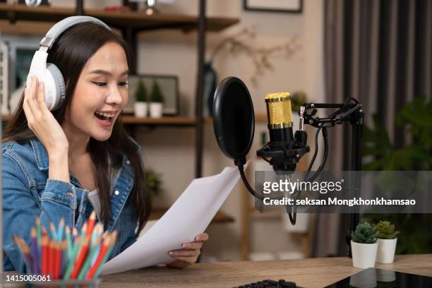 young radio hostess is broadcasting - news room stock pictures, royalty-free photos & images