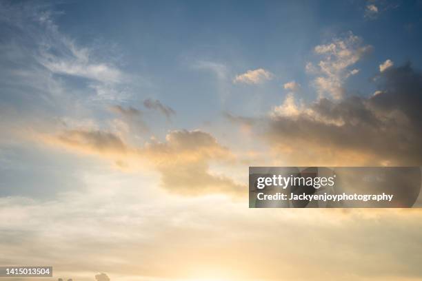 cloudscape in twilight time background - morning sky stock-fotos und bilder
