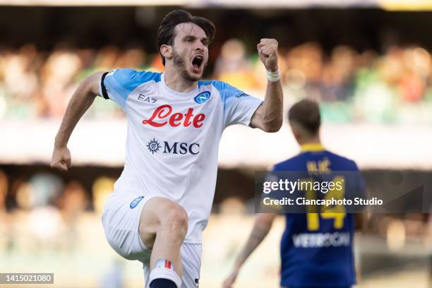 Khvicha Kvaratskhelia of Napoli SSC celebrates after scoring his team's first goal during the Serie A match between Hellas Verona and SSC Napoli at...