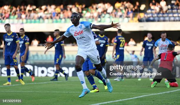 Victor Osimhen of Napoli celebrates after scoring their team's second goal during the Serie A match between Hellas Verona and SSC Napoli at Stadio...