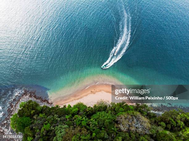 aerial view of sea,ubatuba,so paulo,brazil - ubatuba - fotografias e filmes do acervo