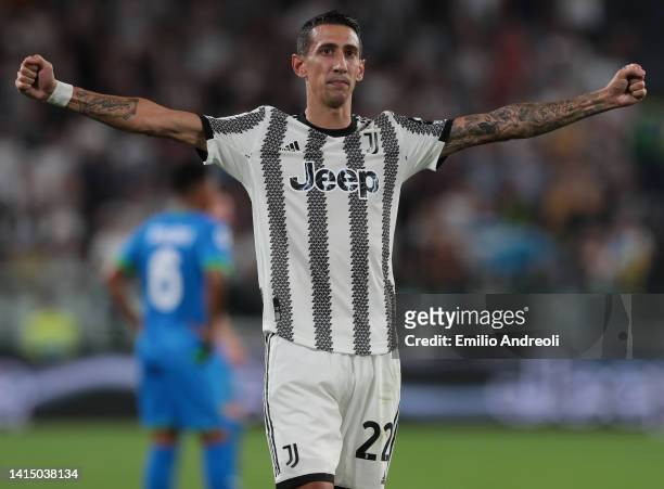 Angel Di Maria of Juventus celebrates after scoring the opening goal during the Serie A match between Juventus and US Sassuolo at Allianz Stadium on...