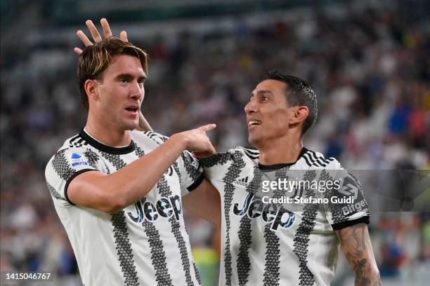 Angel Di Maria of Juventus FC and Dusan Vlahovic of Juventus FC celebrates a third goal during the Serie A match between Juventus and US Sassuolo at...