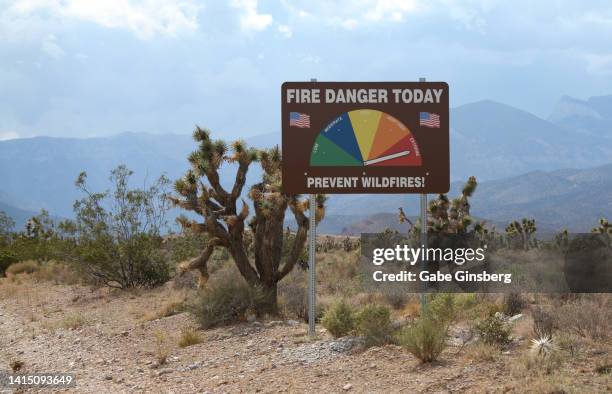 Wildfire Risk Sign Wildfire Sign Photos and Premium High Res Pictures - Getty Images