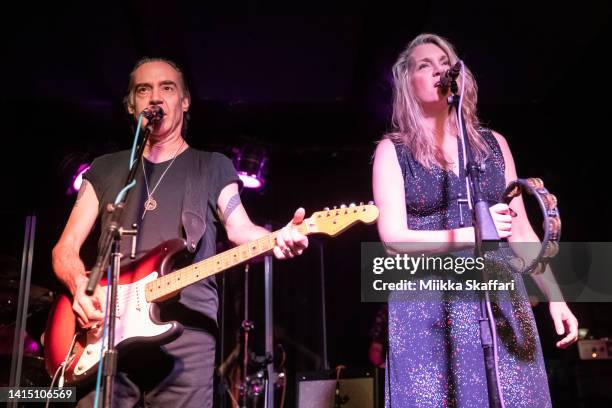 Vocalist Ellen Reid and guitarist Brad Roberts of Crash Test Dummies perform at Bottom Of The Hill on August 15, 2022 in San Francisco, California.