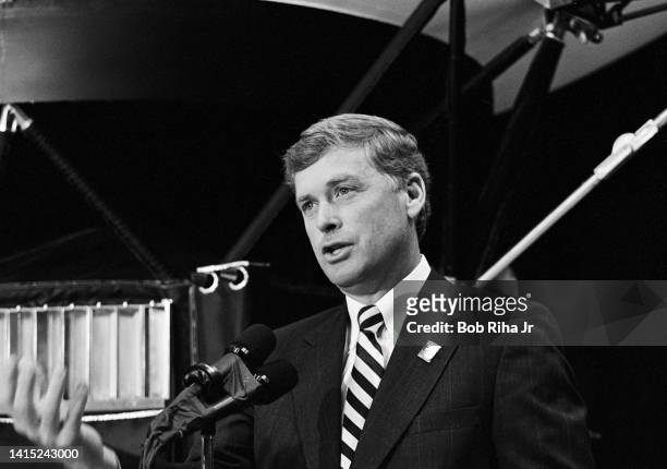 Vice-President Dan Quayle speaks to reporters during tour and press conference at NASA Jet Propulsion Laboratory during Voyager 2 and Neptune...