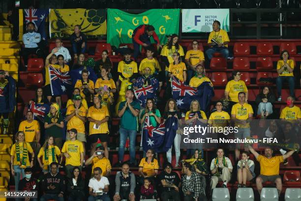 Australia fans cheer during a Group A match between Australia and Spain as part of FIFA U-20 Women's World Cup Costa Rica 2022 at Alejandro Morera...