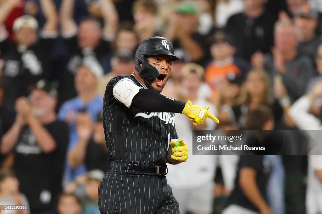 Houston Astros v Chicago White Sox