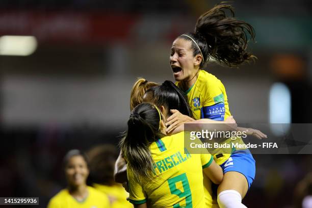 Pati Maldaner of Brazil of Brazil celebrates with teammates after scoring the third goal of their team during the FIFA U-20 Women's World Cup Costa...