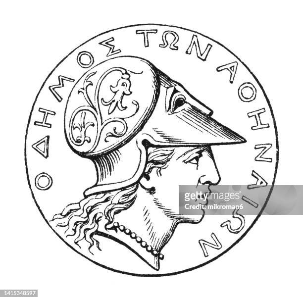 old engraved illustration of athena - in ancient greek religion, goddess of war, handicraft, and practical reason - capacete tradicional imagens e fotografias de stock