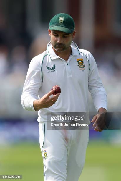 Dean Elgar of South Africa checks the ball during the first LV=Insurance test match between England and Australia at Lord's Cricket Ground on August...