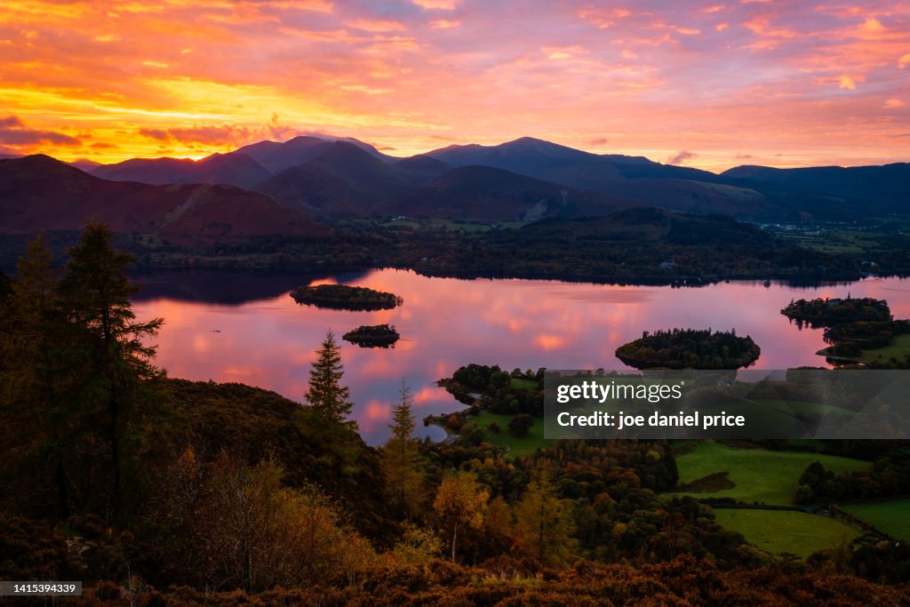 Dramatic Sunset, Derwent Water, Walla Crag, Keswick, Lake District, Cumbria, England