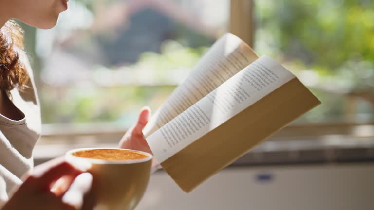 https://media.gettyimages.com/id/1415401331/video/close-up-young-woman-reading-book.jpg?b=1&s=640x640&k=20&c=ZoINF90YrjHMBJ8U08h9k__ULzFa7eVAlQIGUyFuC_Q=