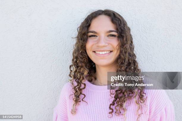 2,808 Brown Hair With Pink Highlights Photos and Premium High Res Pictures - Getty Images 2,808 Brown Hair With Pink Highlights Photos and Premium High Res Pictures - Getty Images