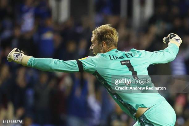 Goalkeeper Joe Lumley of Reading FC celebrates after teammate Junior Hoilett scored their team's second goal during the Sky Bet Championship between...