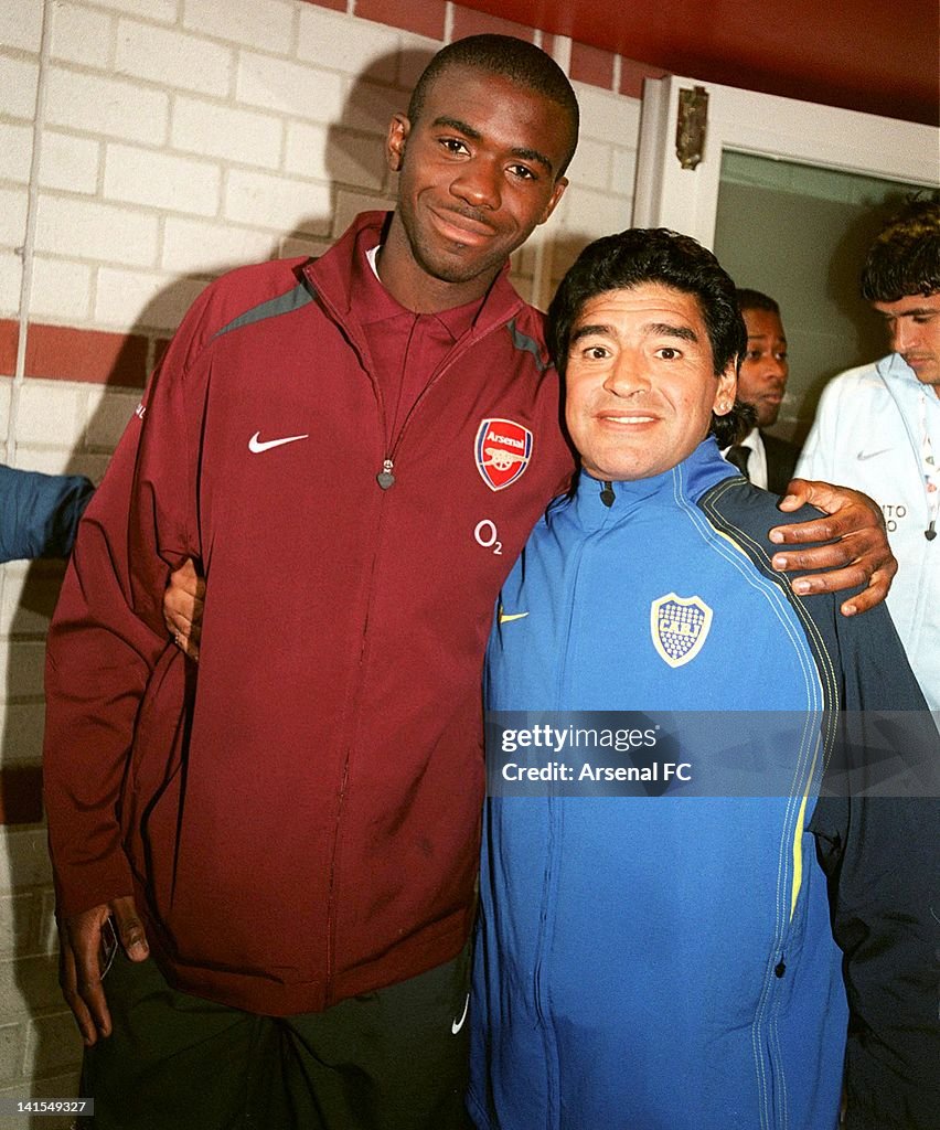 Fabrice Muamba of Arsenal meets with Diego Maradona