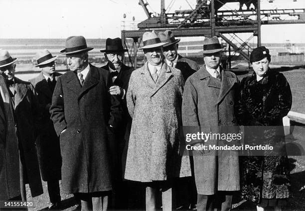 Italian enterpreneur Giovanni Agnelli, founder of Fiat car manufacturing, meeting American industrialist Henry Ford, founder of the Ford Motor...