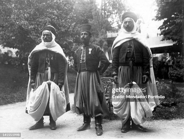 On the Franco-German front, three Algerian soldiers in the French colonial troops wearing traditional uniforms. 1910s