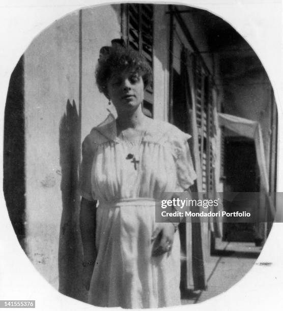 Portrait of Bianca Ceccato pregnant with Glauco, the son she conceived with Benito Mussolini. Italy, 1920