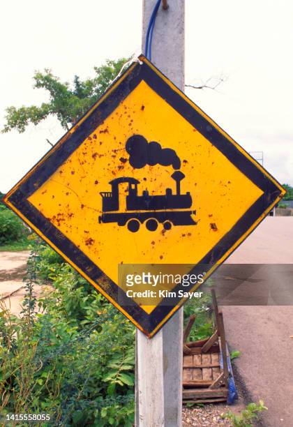 train sign in africa, 1996 - 1996 stock pictures, royalty-free photos & images