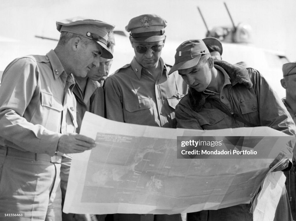 Nathan Twining And Charles Born Giving Instructions To Robert Smith