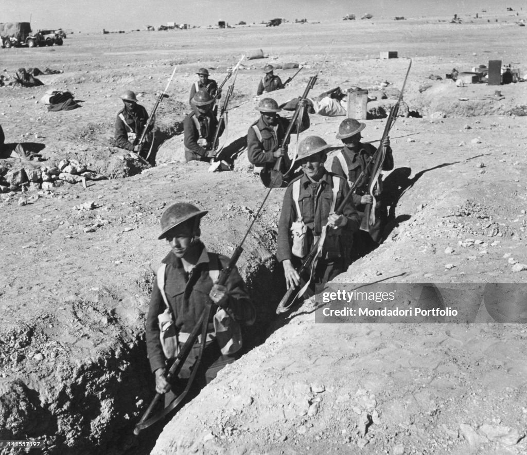 British Infantry In The Trenches Of Sidi Omar
