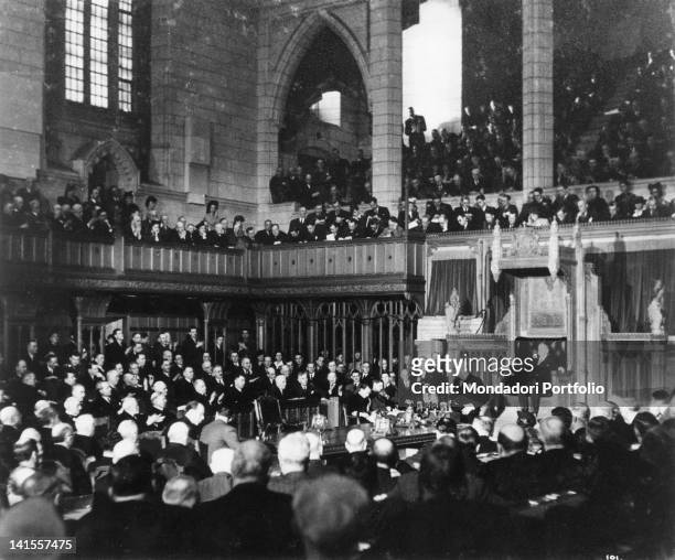 British Prime Minister Winston Churchill speaking to members of the Senate and House of the Canadian Parliament gathered in a joint session.áOttawa,...