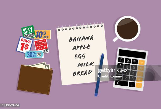 illustrazioni stock, clip art, cartoni animati e icone di tendenza di lista della spesa con penna, coupon, portafoglio, calcolatrice e una tazza sul tavolo - lista della spesa