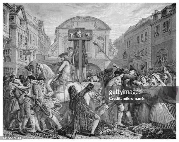 old engraved illustration of daniel defoe (english writer, trader, journalist, pamphleteer and spy) in the pillory surrounded by a crowd - pilori photos et images de collection