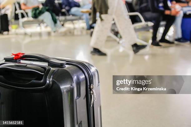 suitcase - dublin airport stock pictures, royalty-free photos & images