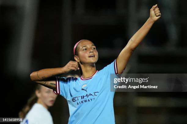 Deyna Castellanos of Manchester City celebrates after scoring their side's fifth goal during the UEFA Women's Champions League match between...