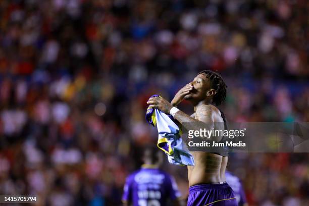 Abel Hernandez of San Luis celebrates after scoring his team's third goal during the 9th round match between Atletico San Luis and Pumas UNAM as part...