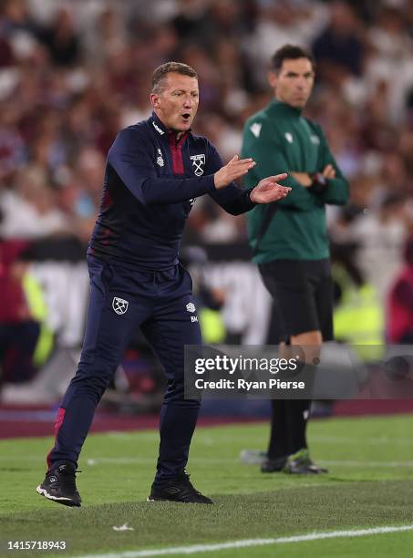 Billy McKinlay, First Team Coach of West Ham United, looks on during the UEFA Europa Conference League 2022/23 Play-Off First Leg match between West...