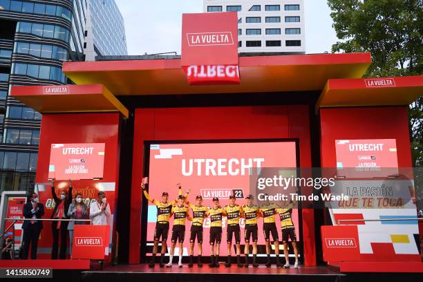 Edoardo Affini of Italy, Rohan Dennis of Australia, Sepp Kuss of United States, Sam Oomen of Netherlands, Chris Harper of Australia, Mike Teunissen...