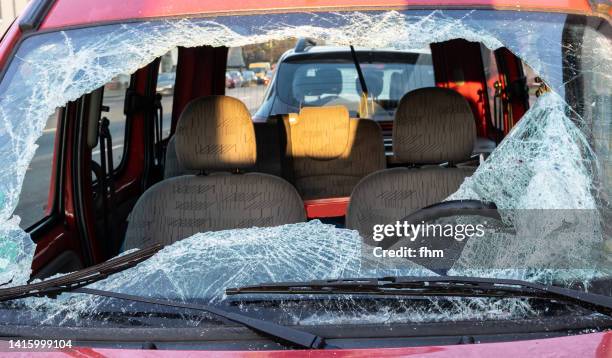 accident car with broken windshield - broken windshield stock pictures, royalty-free photos & images
