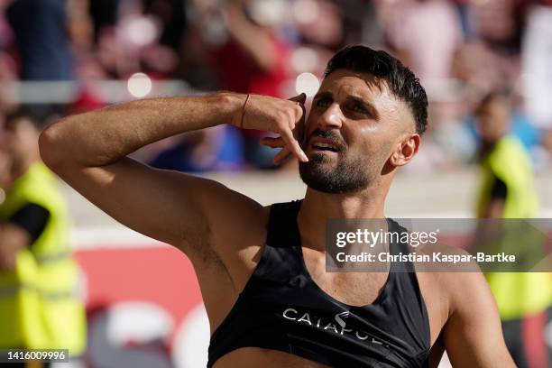 Vincenzo Grifo of SC Freiburg interacts with the crowd following the Bundesliga match between VfB Stuttgart and Sport-Club Freiburg at Mercedes-Benz...