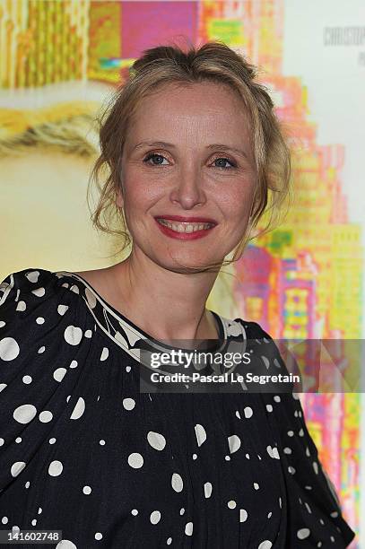 Julie Delpy attends '2 Days In New York' Paris Premiere at Mk2 Bibliotheque on March 19, 2012 in Paris, France.