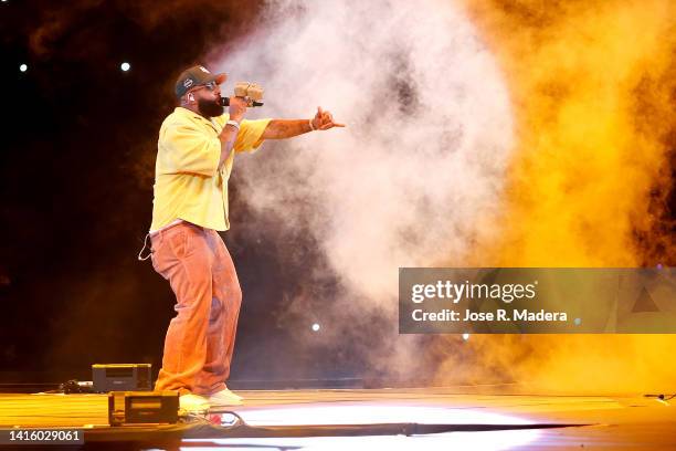 Eladio Carrión performs on stage at Coliseo de Puerto Rico José Miguel Agrelot on August 19, 2022 in San Juan, Puerto Rico.