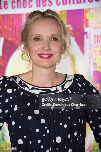 Julie Delpy attends '2 Days In New York' Premiere at Mk2 Bibliotheque on March 19, 2012 in Paris, France.