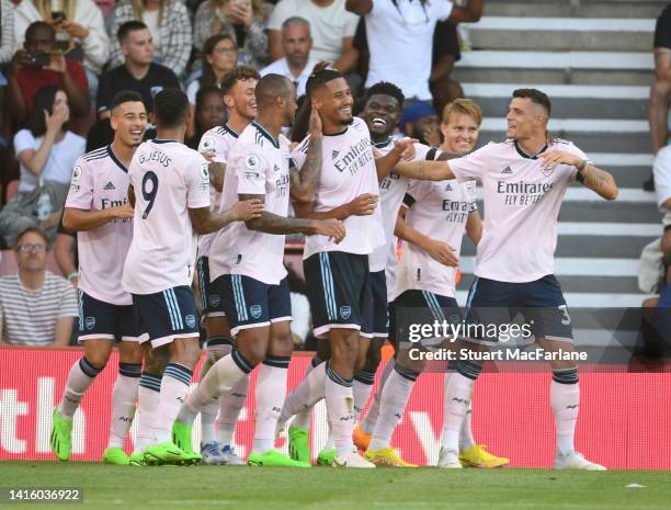 William Salib celebrates scoring the 3rd Arsenal goal with Granit Xhaka, Martin Odegaard, Thomas Partey, Gabriel Martinelli, Gabriel Jesus, Ben White...